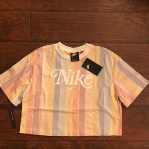 NIKE RAINBOW CROPPED LOOSE FIT SUMMER T NWT